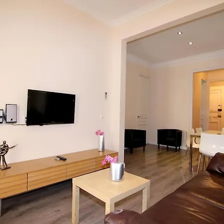 Classbedroom Eixample Free *